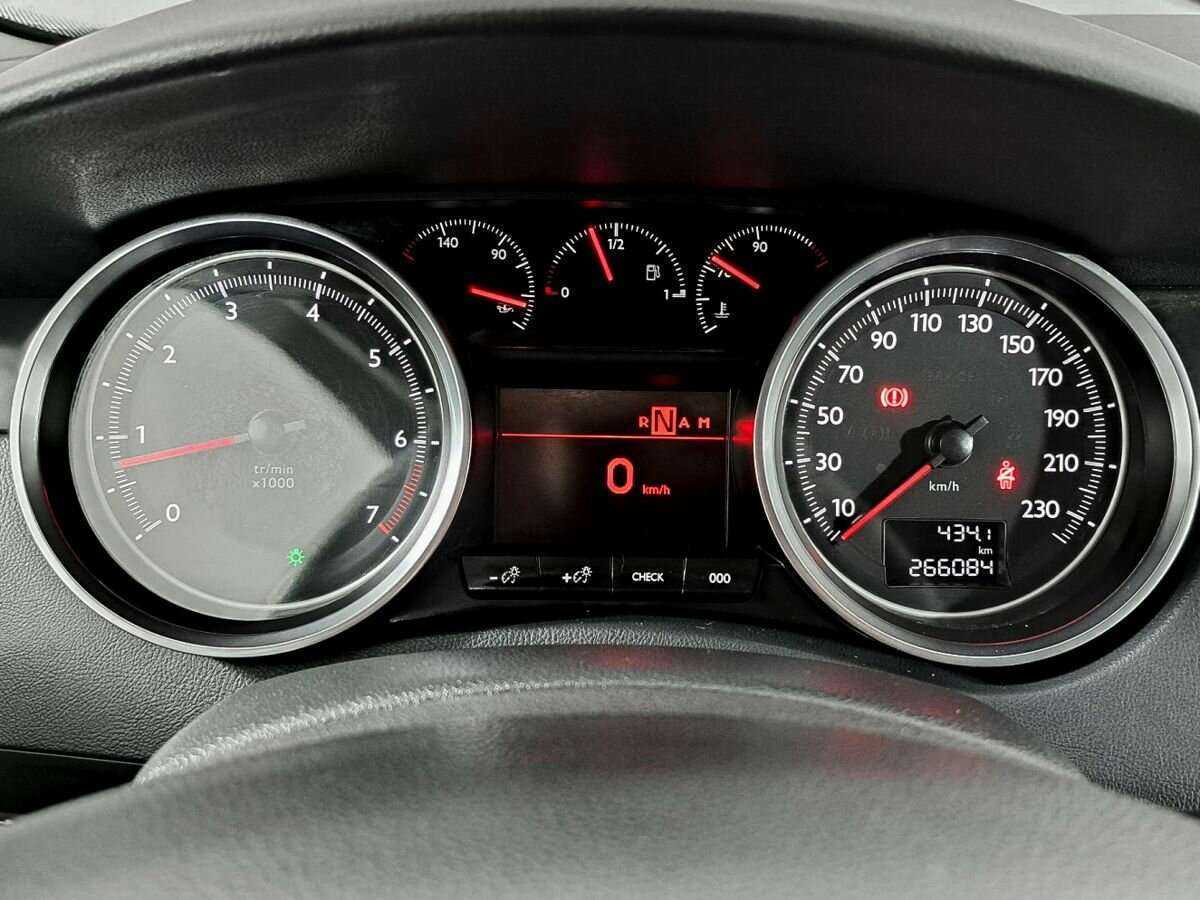 Peugeot 508 б/у, 2012, Роботизированная. Фото: #9