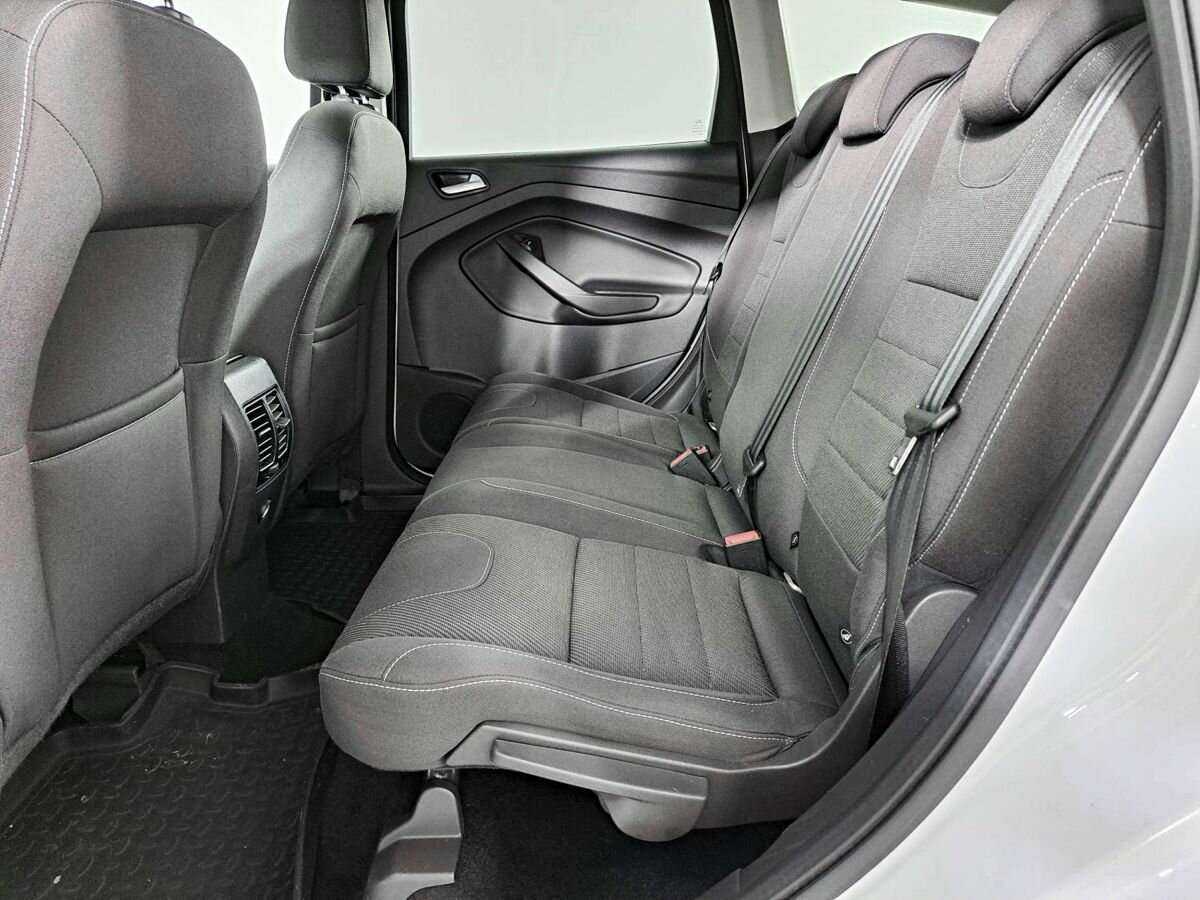 Ford Kuga б/у, 2015, Автоматическая. Фото: #9