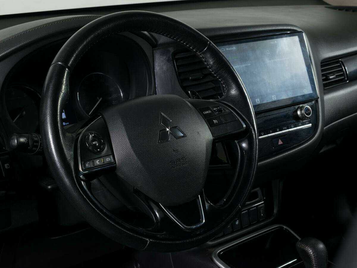 Mitsubishi Outlander б/у, 2021, Вариатор. Фото: #13