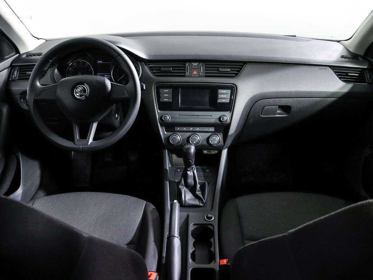 Шкода Октавия б/у, 2016, Механическая. Фото: #9