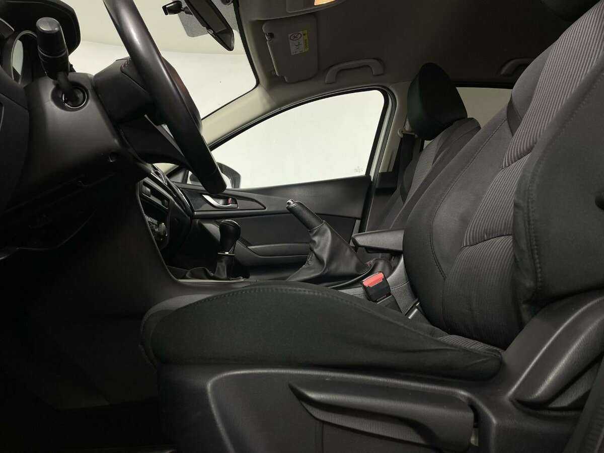 Mazda 3 б/у, 2014, Механическая. Фото: #9