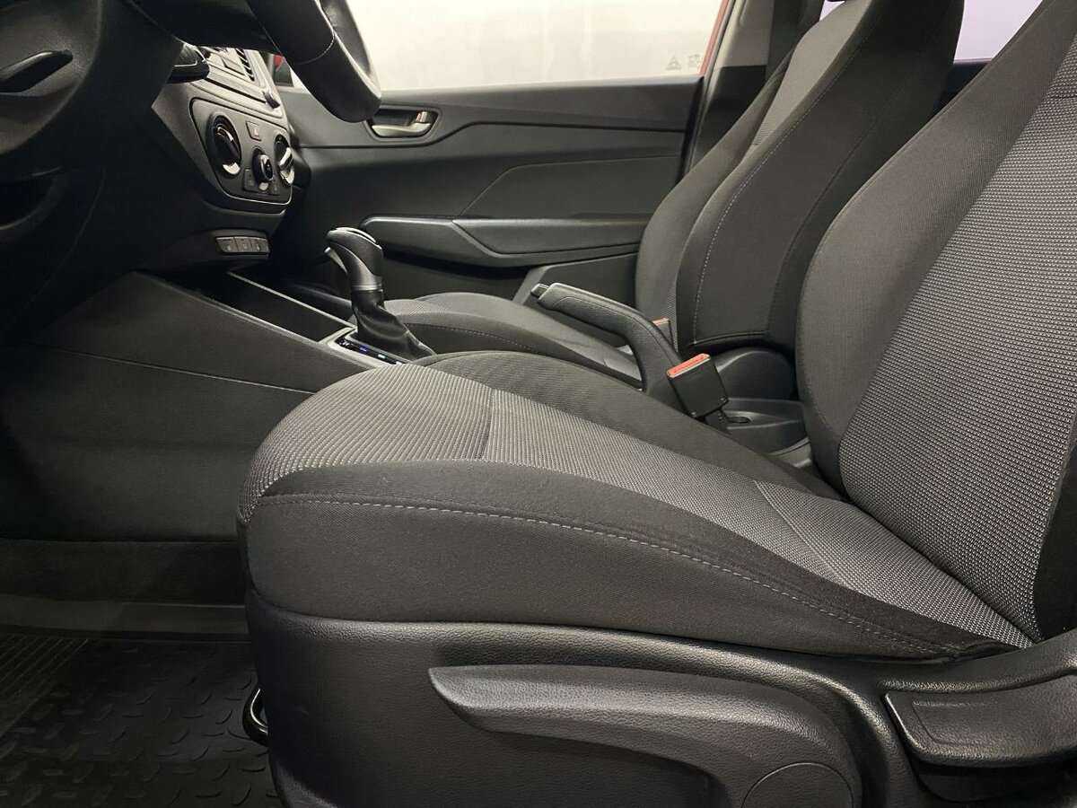 Hyundai Solaris б/у, 2018, Автоматическая. Фото: #9