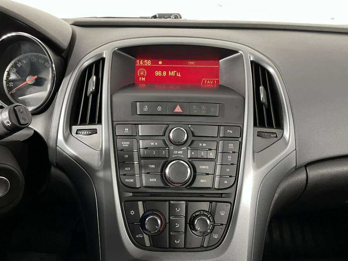 Opel Astra б/у, 2013, Автоматическая. Фото: #11