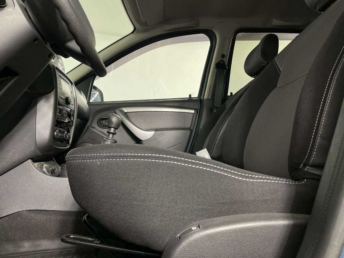 Renault Duster б/у, 2013, Механическая. Фото: #9