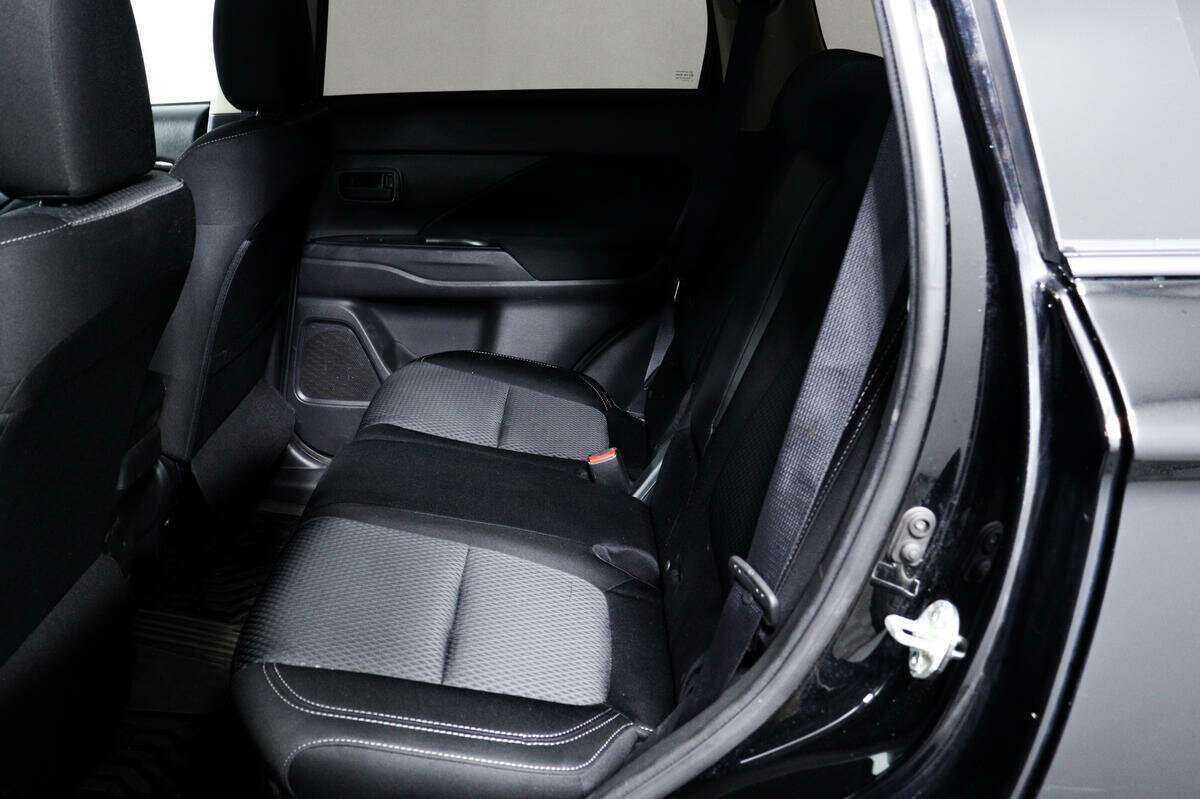 Mitsubishi Outlander б/у, 2018, Вариатор. Фото: #11