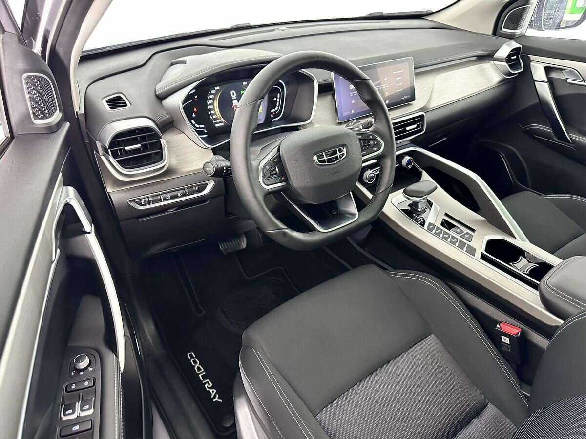 Geely Coolray б/у, 2023, Роботизированная. Фото: #6