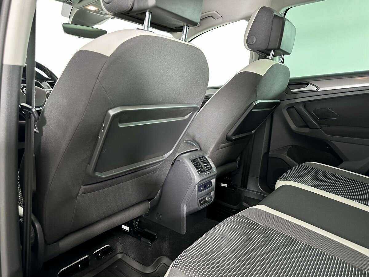 Volkswagen Tiguan б/у, 2019, Механическая. Фото: #15