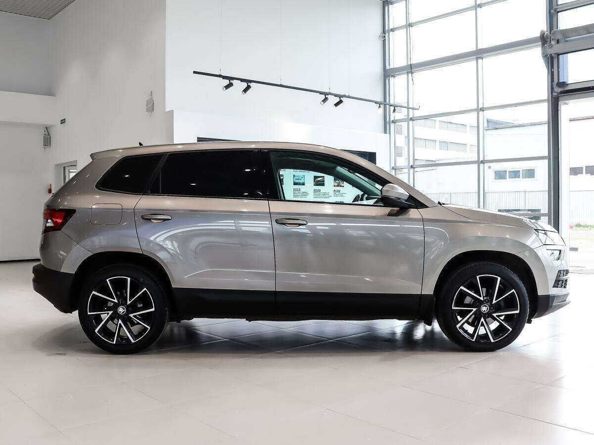 Skoda Karoq б/у, 2020, Автоматическая. Фото: #3