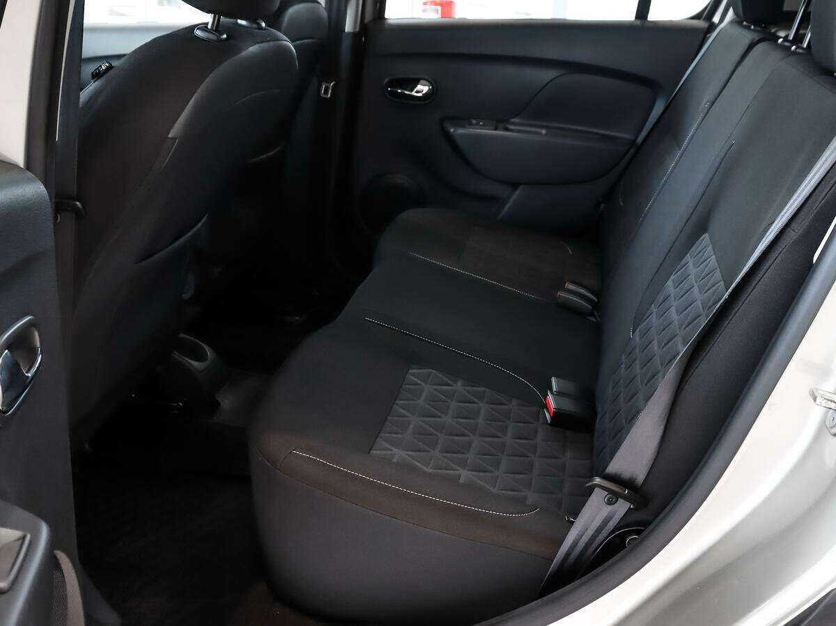 Renault Sandero б/у, 2017, Механическая. Фото: #9