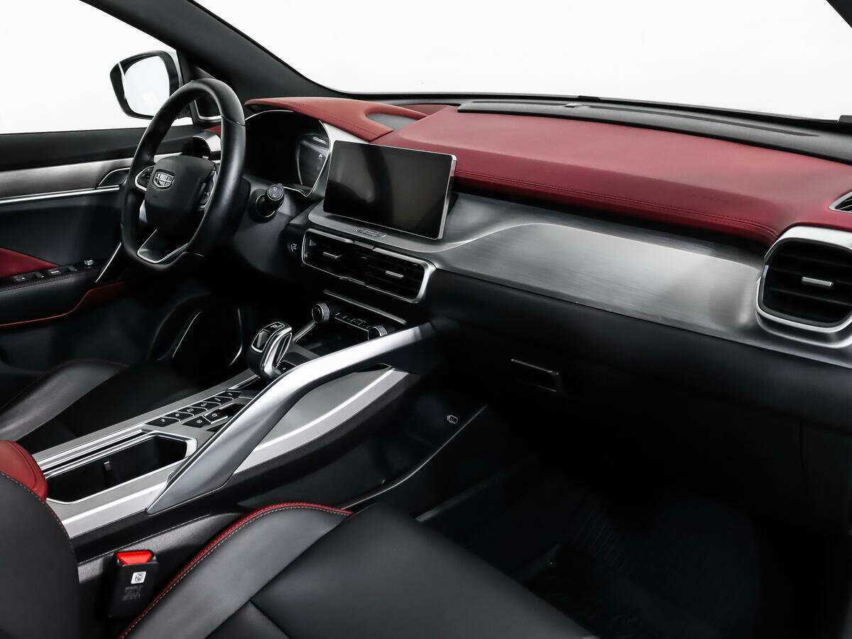 Geely Coolray б/у, 2022, Роботизированная. Фото: #12