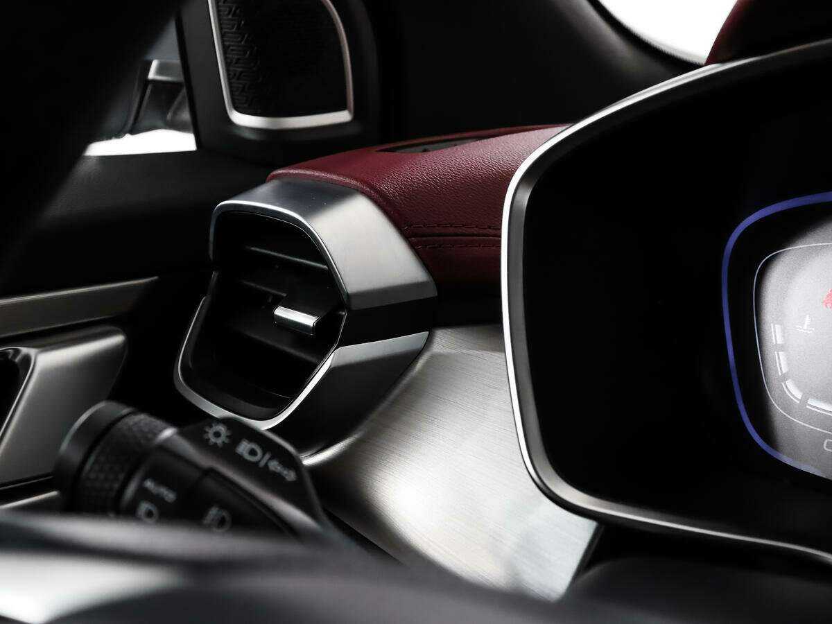 Geely Coolray б/у, 2022, Роботизированная. Фото: #17