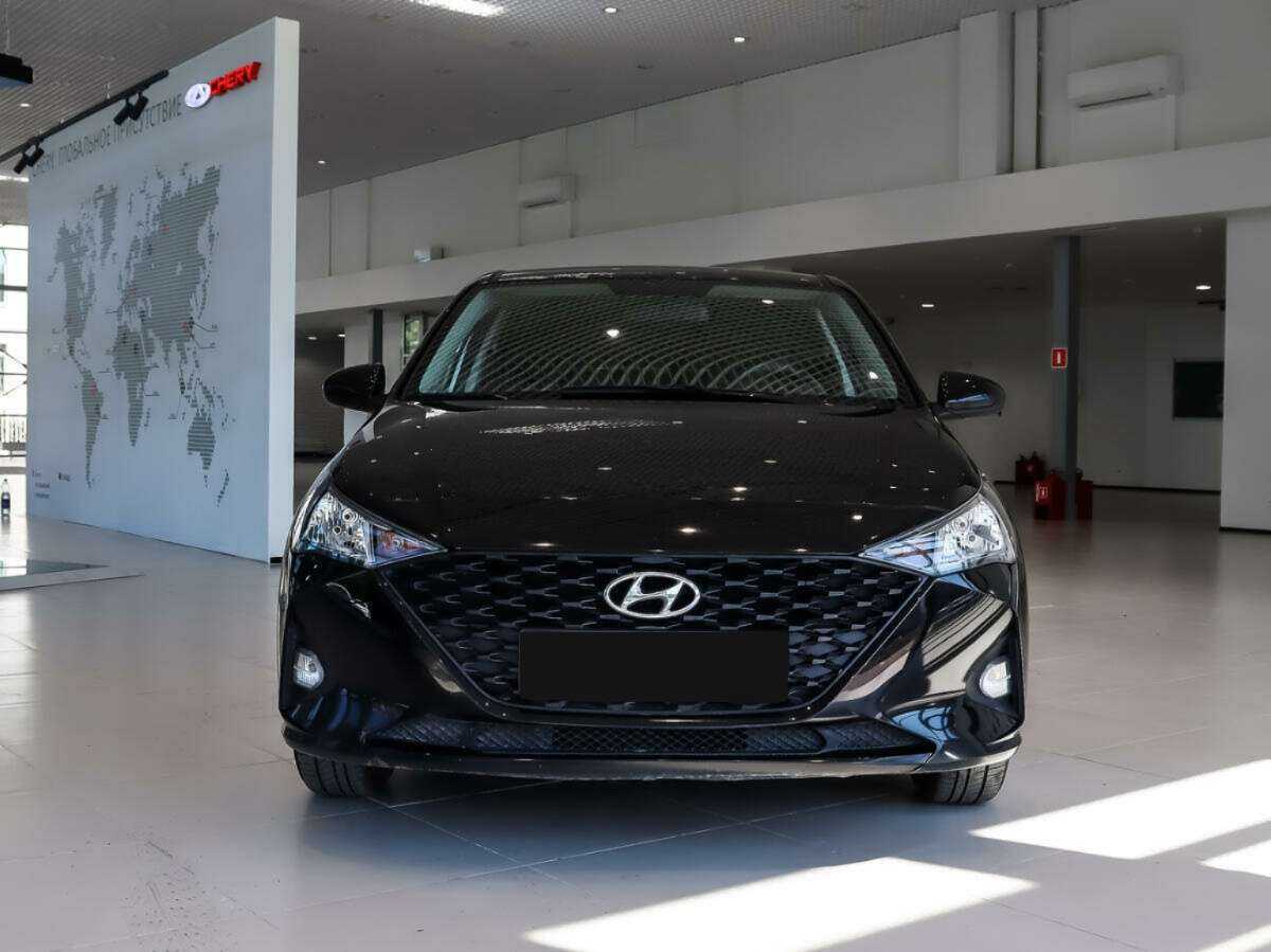 Hyundai Solaris б/у, 2021, Автоматическая. Фото: #1