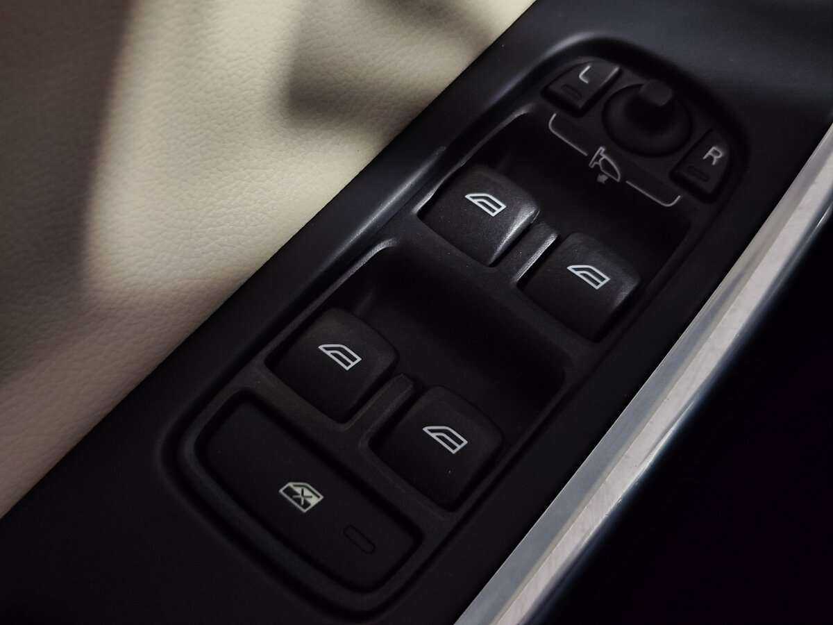 Volvo S60 б/у, 2012, Автоматическая. Фото: #14