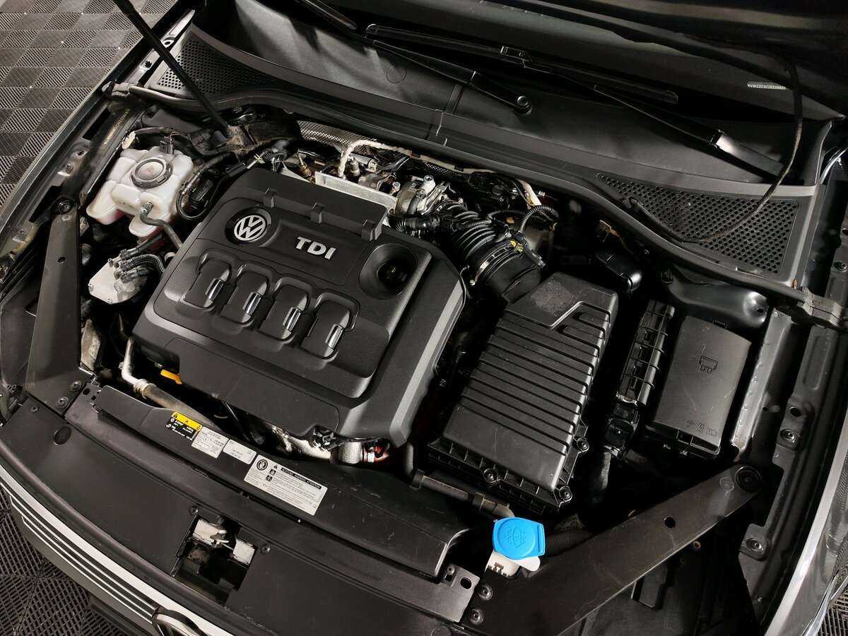 Volkswagen Passat б/у, 2019, Роботизированная. Фото: #7