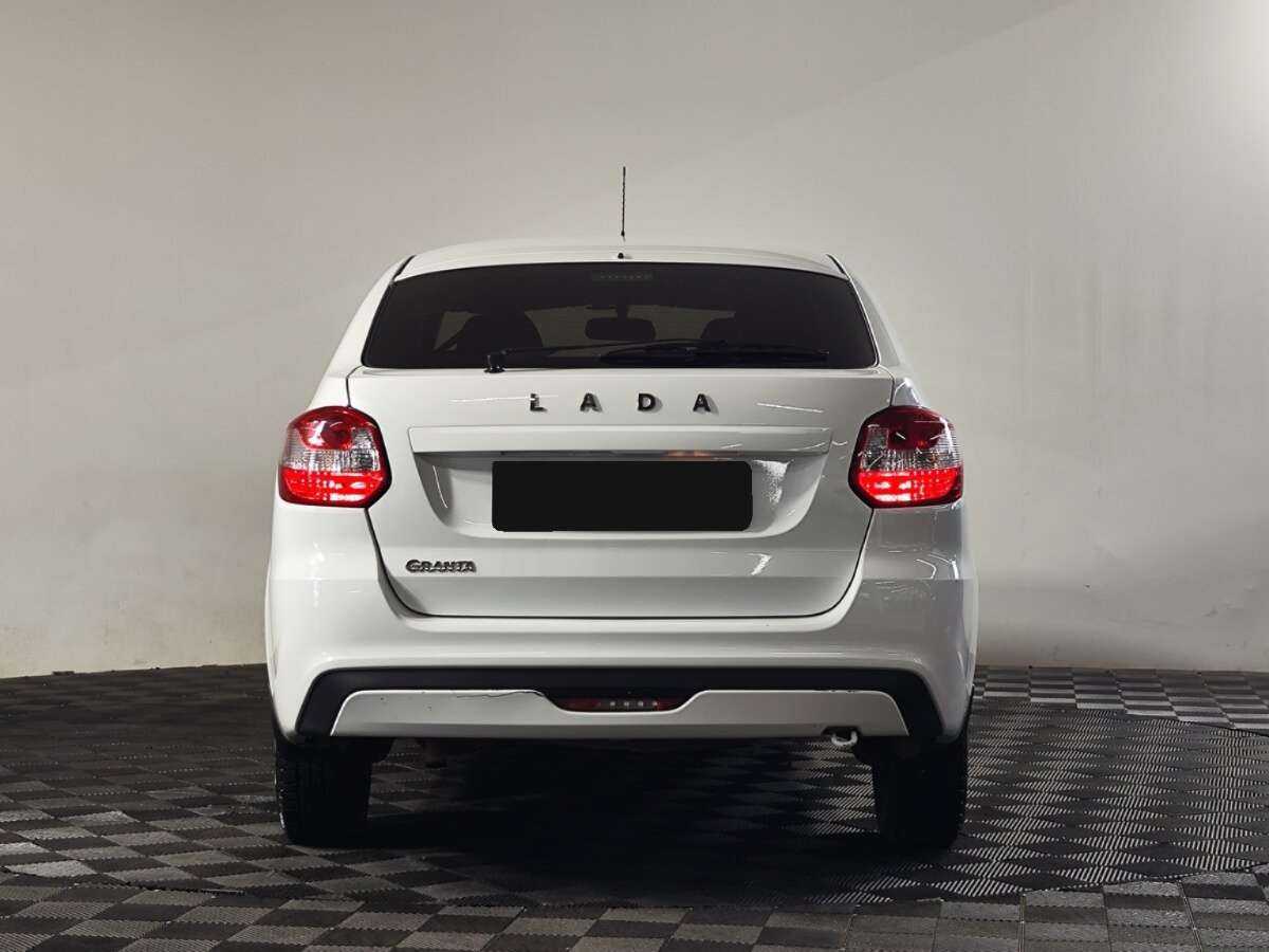 Лада (ВАЗ) Гранта б/у, 2019, Механическая. Фото: #3
