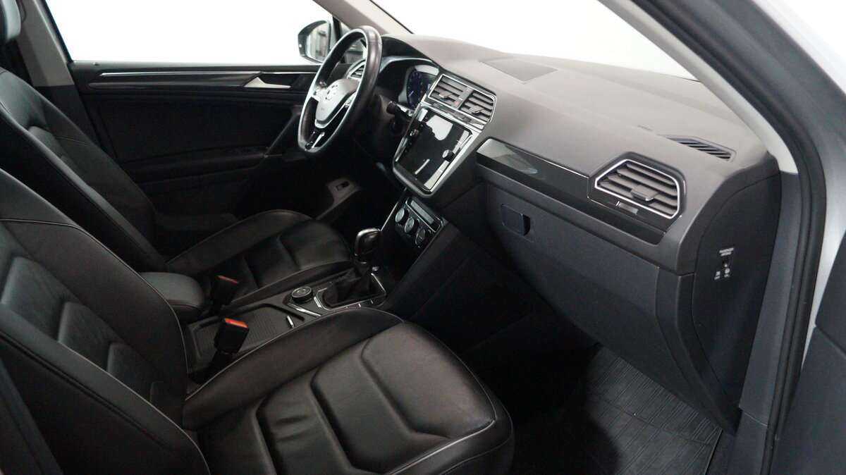 Volkswagen Tiguan б/у, 2018, Роботизированная. Фото: #6