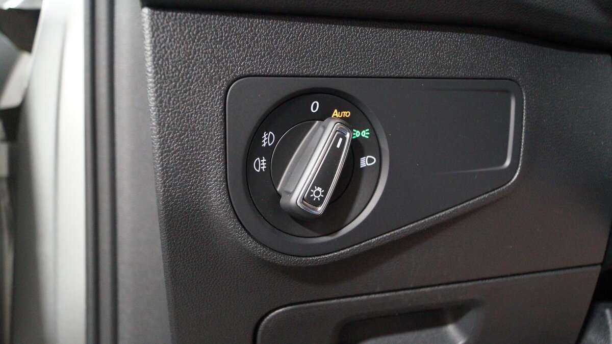 Volkswagen Tiguan б/у, 2018, Роботизированная. Фото: #12