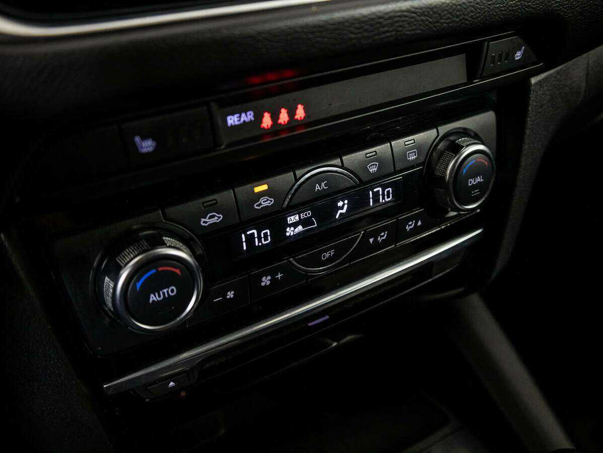 Мазда 6 б/у, 2016, Автоматическая. Фото: #15