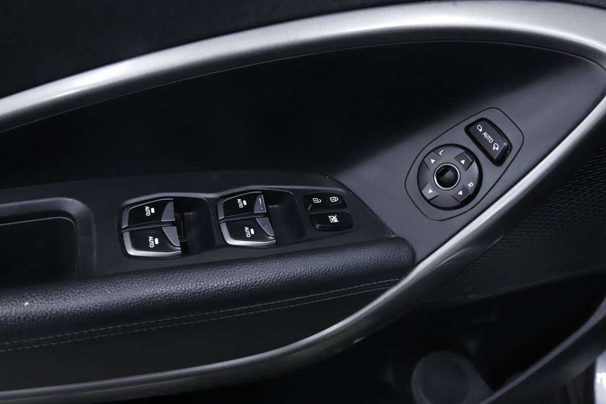 Hyundai Santa Fe б/у, 2015, Автоматическая. Фото: #10