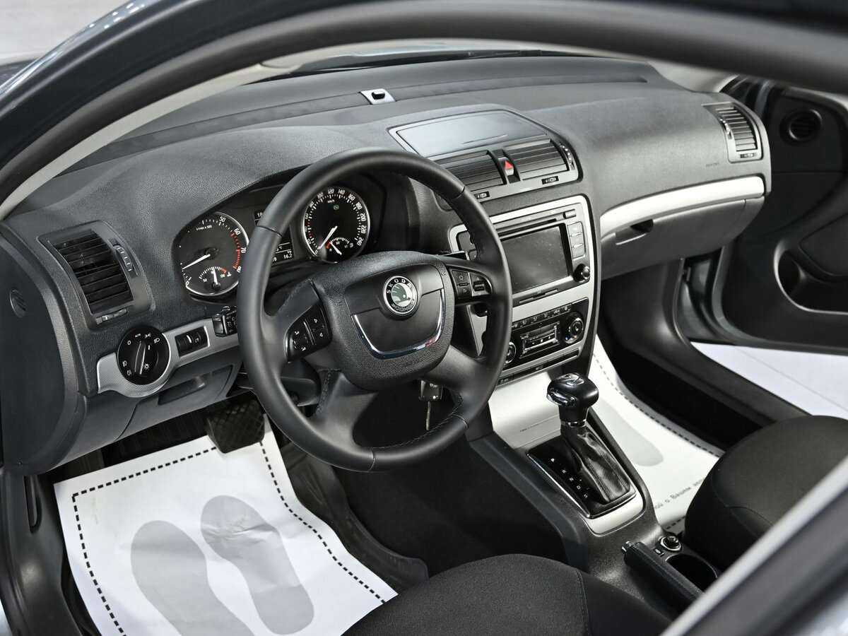 Skoda Octavia б/у, 2012, Автоматическая. Фото: #5