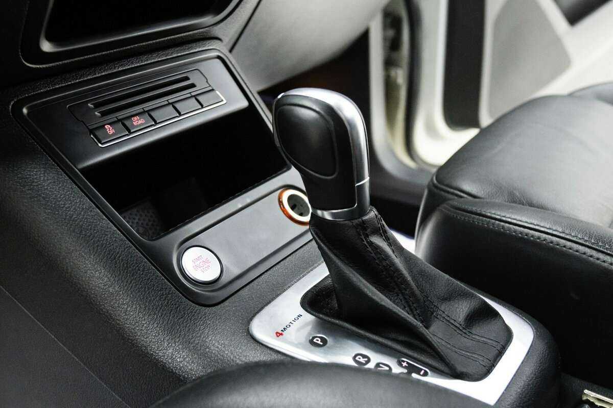 Volkswagen Tiguan б/у, 2013, Автоматическая. Фото: #12