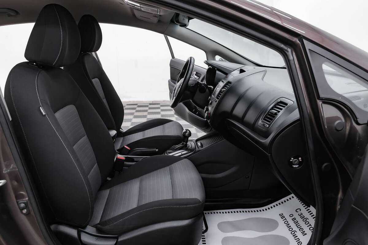 Kia Cerato б/у, 2013, Автоматическая. Фото: #11