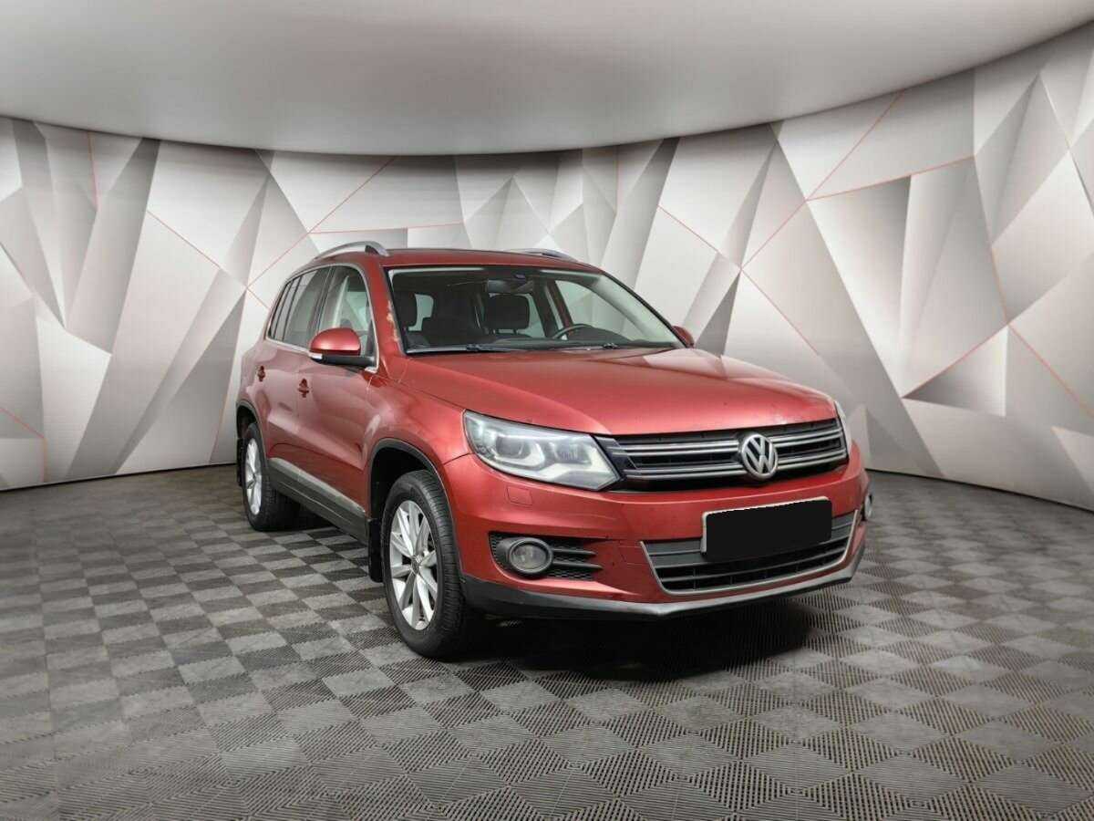 Volkswagen Tiguan б/у, 2012, Автоматическая. Фото: #2