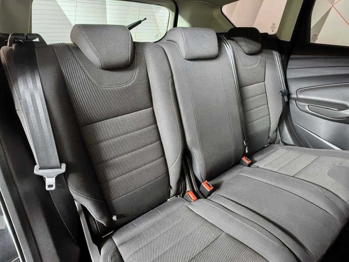 Ford Kuga б/у, 2016, Автоматическая. Фото: #12