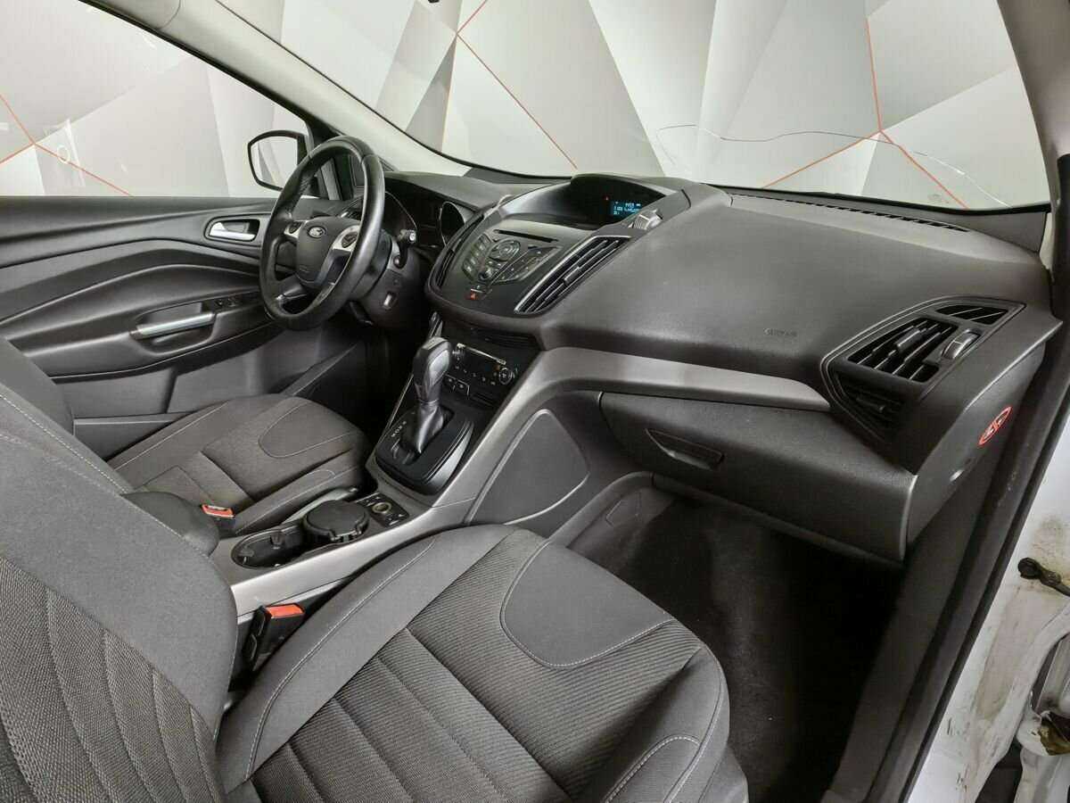 Ford Kuga б/у, 2015, Автоматическая. Фото: #7