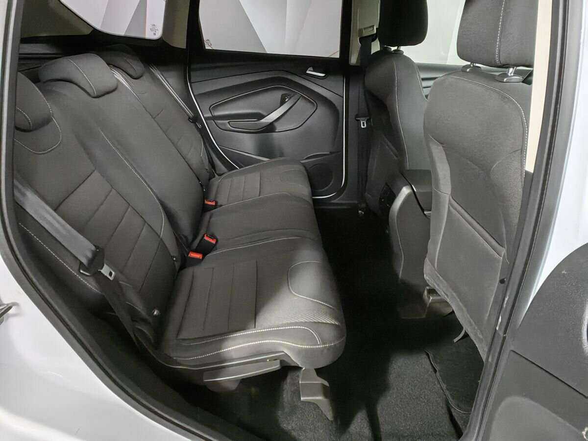 Ford Kuga б/у, 2015, Автоматическая. Фото: #10