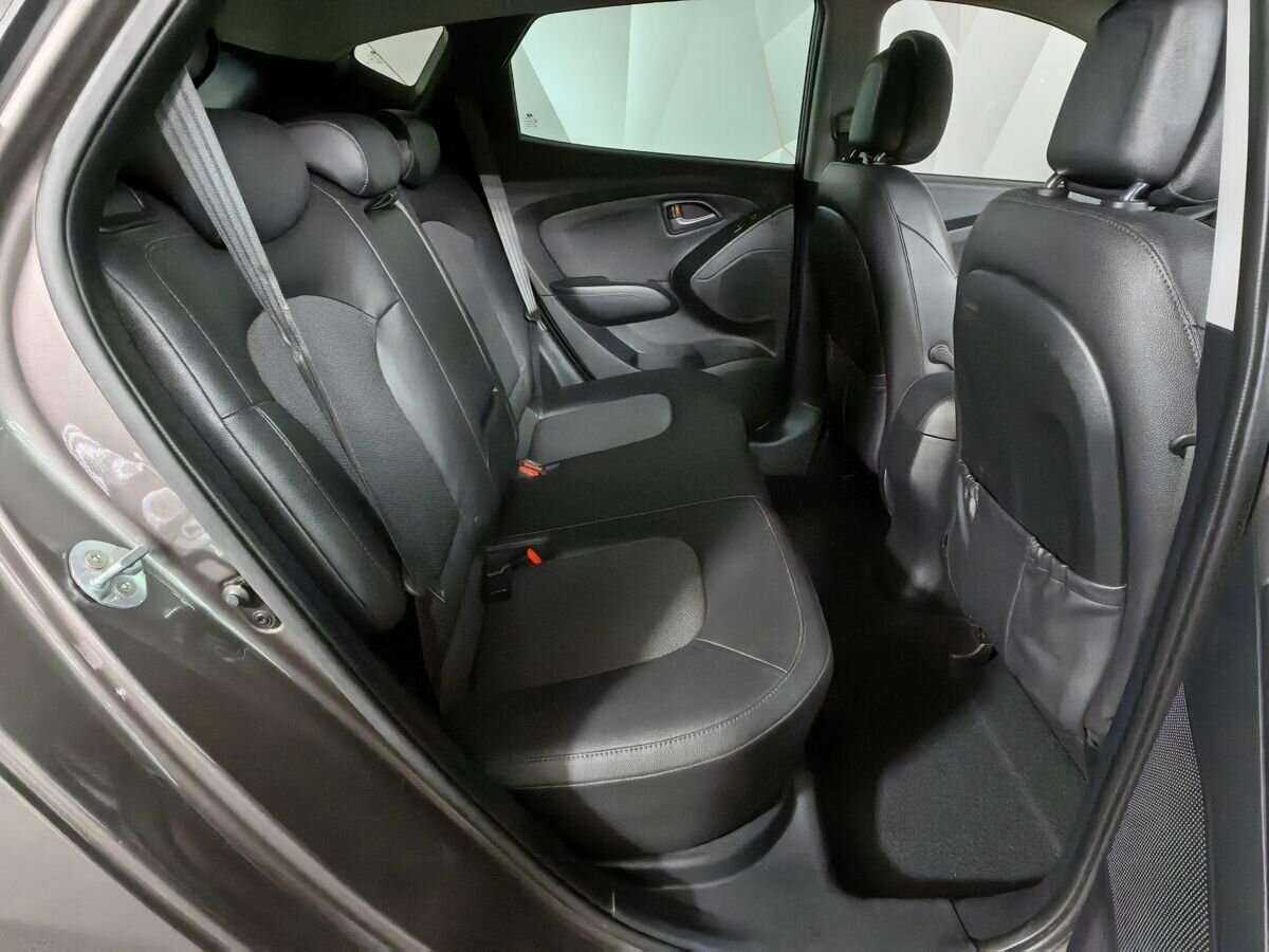 Hyundai ix35 б/у, 2015, Автоматическая. Фото: #9
