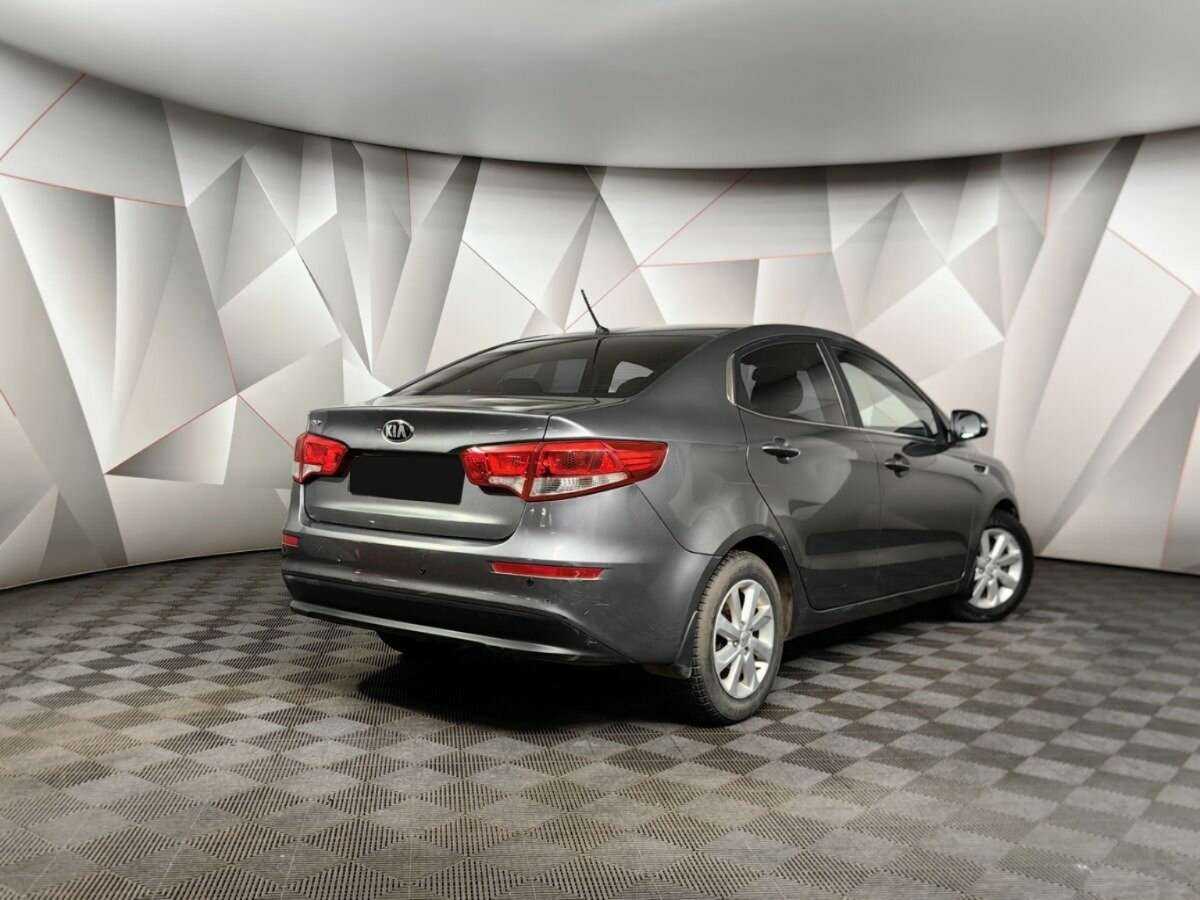 Kia Rio б/у, 2015, Автоматическая. Фото: #1