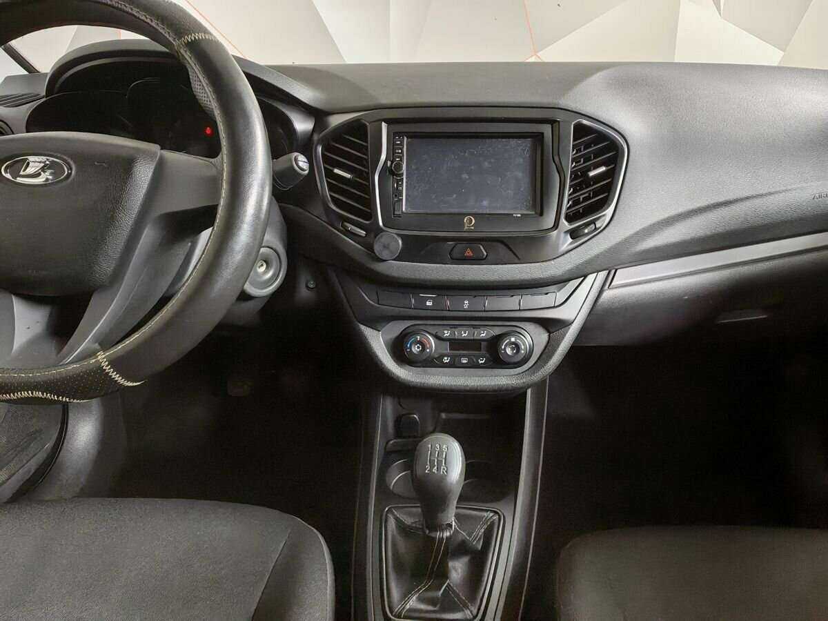 Lada (ВАЗ) Vesta б/у, 2017, Механическая. Фото: #10