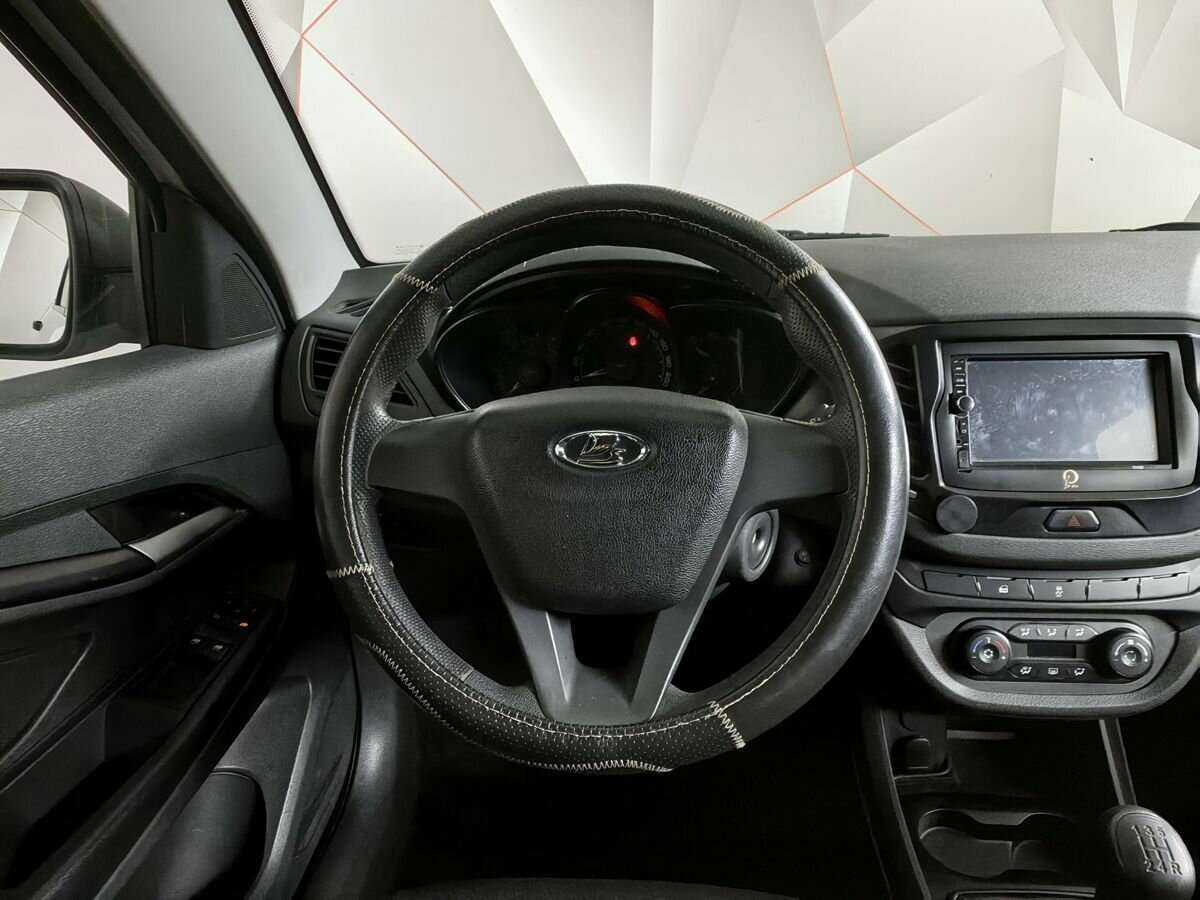Lada (ВАЗ) Vesta б/у, 2017, Механическая. Фото: #14