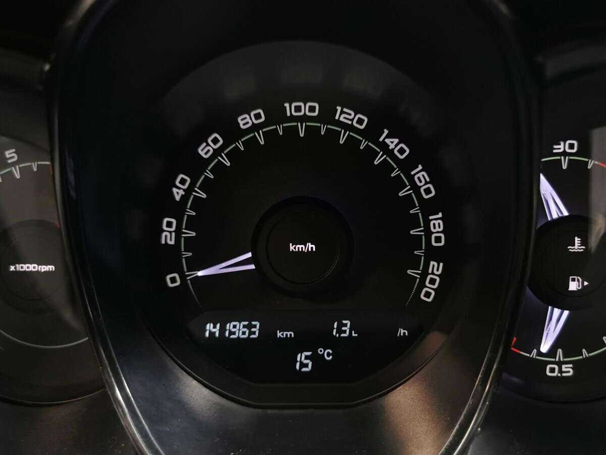 Lada (ВАЗ) Vesta б/у, 2017, Механическая. Фото: #15