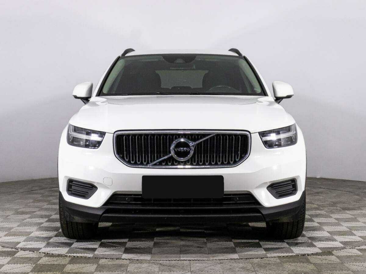 Volvo XC40 б/у, 2019, Автоматическая. Фото: #1