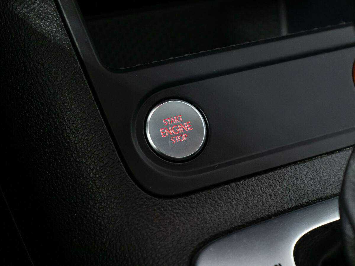 Фольксваген Тигуан б/у, 2015, Автоматическая. Фото: #16