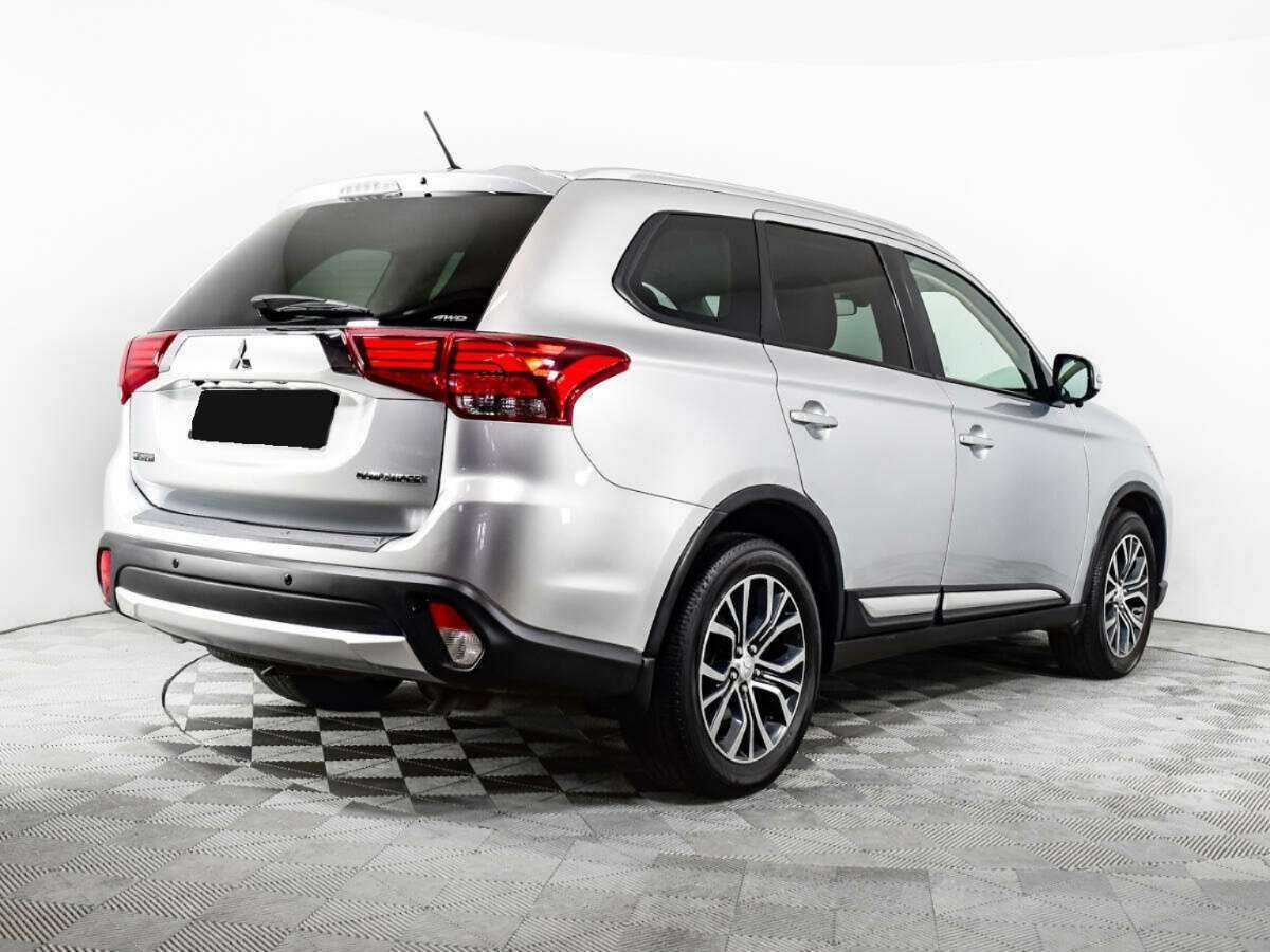 Mitsubishi Outlander б/у, 2016, Вариатор. Фото: #4