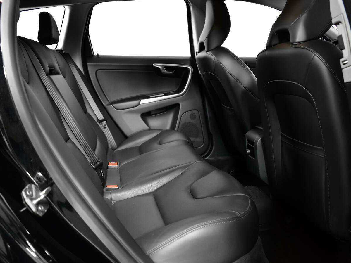 Volvo XC60 б/у, 2014, Автоматическая. Фото: #9