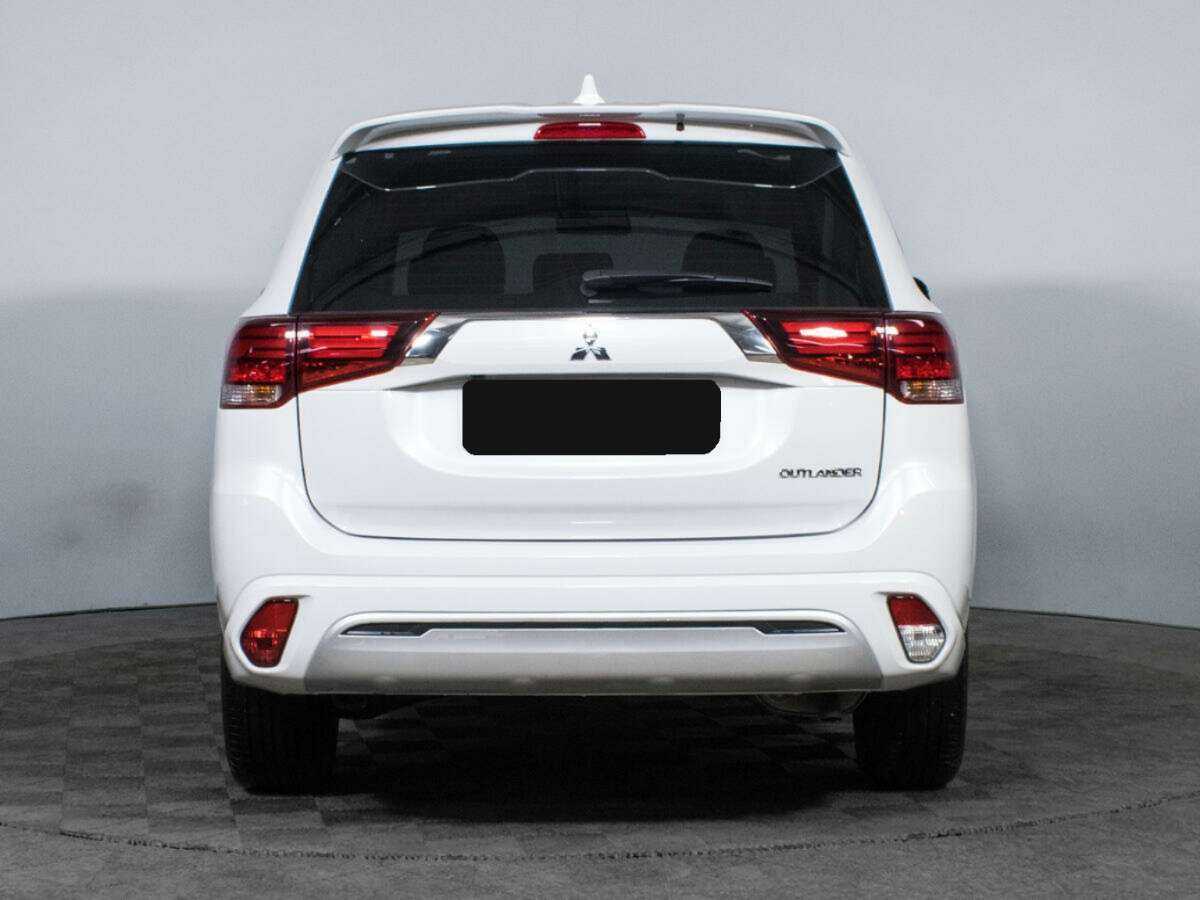 Mitsubishi Outlander б/у, 2022, Вариатор. Фото: #5
