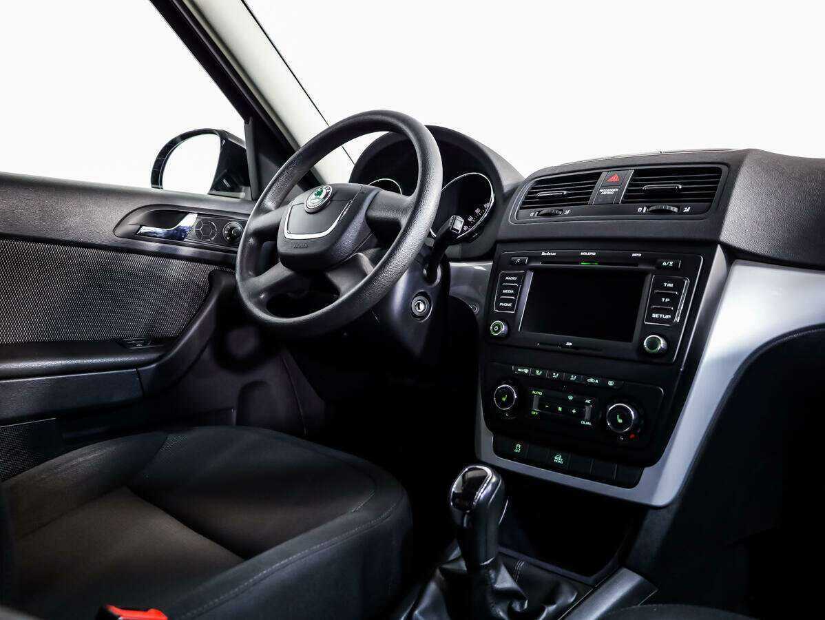 Skoda Yeti б/у, 2012, Механическая. Фото: #7