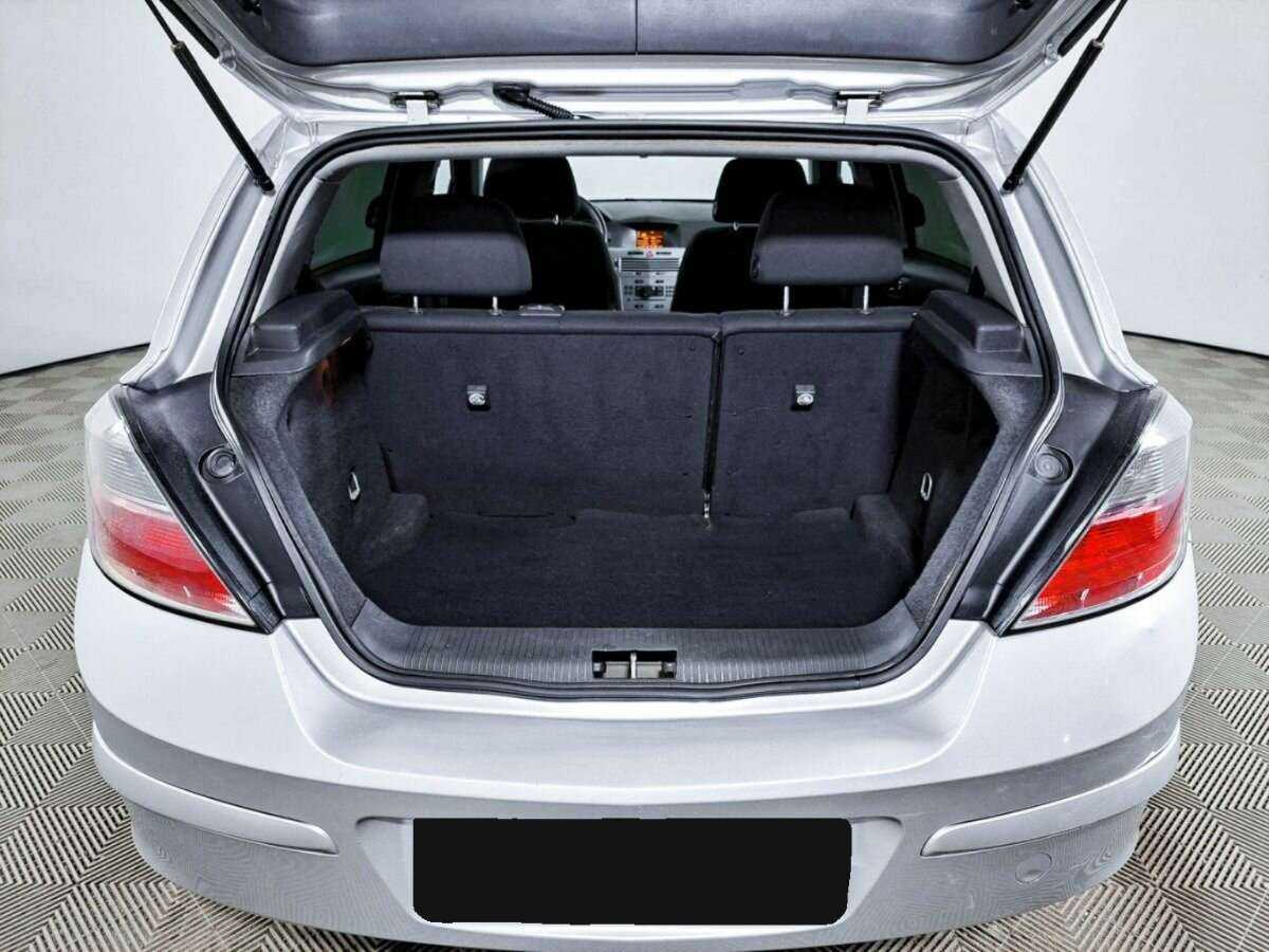 Opel Astra б/у, 2013, Механическая. Фото: #8