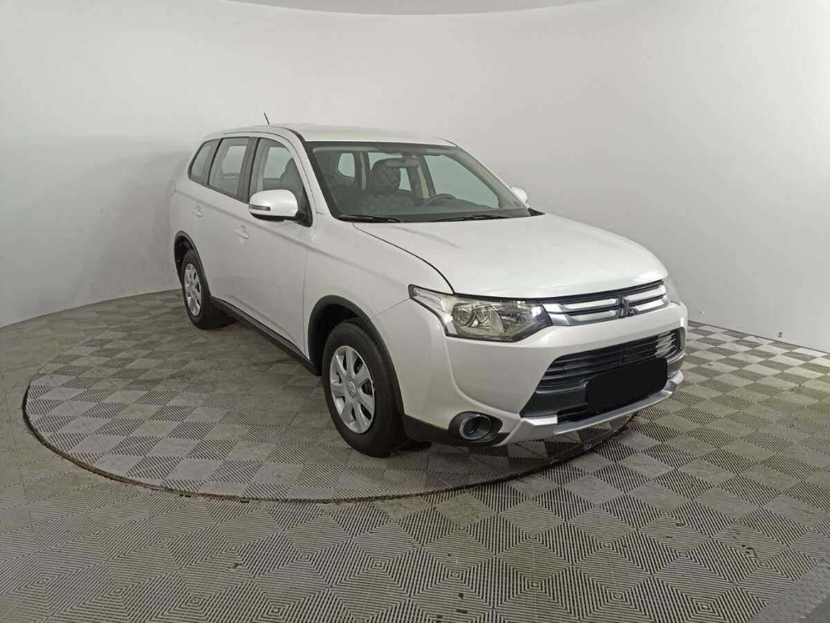 Mitsubishi Outlander б/у, 2014, Вариатор. Фото: #2