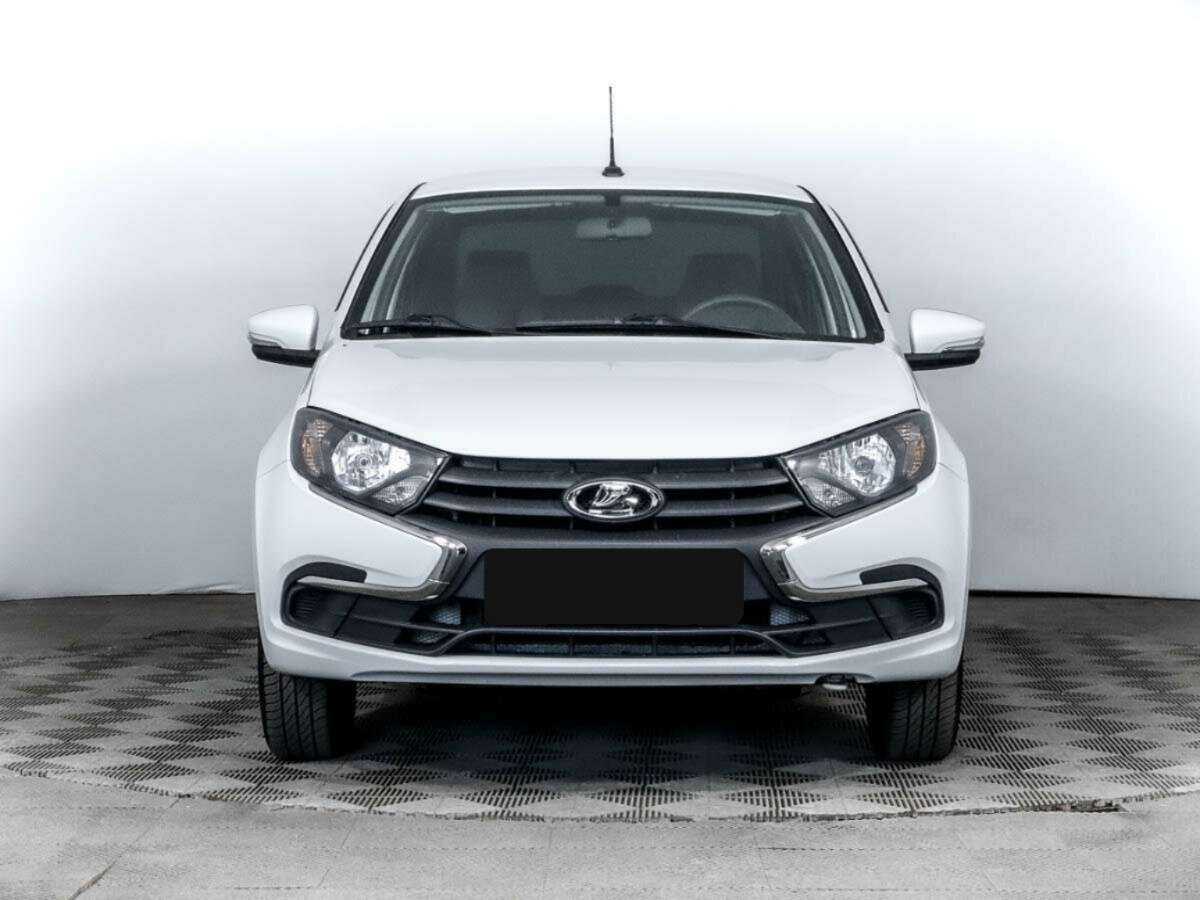 Лада (ВАЗ) Гранта б/у, 2023, Механическая. Фото: #1