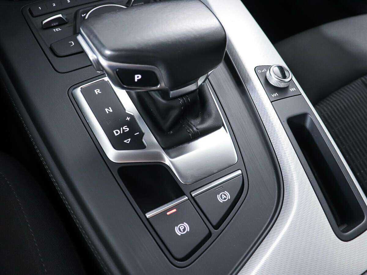 Audi A4 б/у, 2015, Роботизированная. Фото: #15