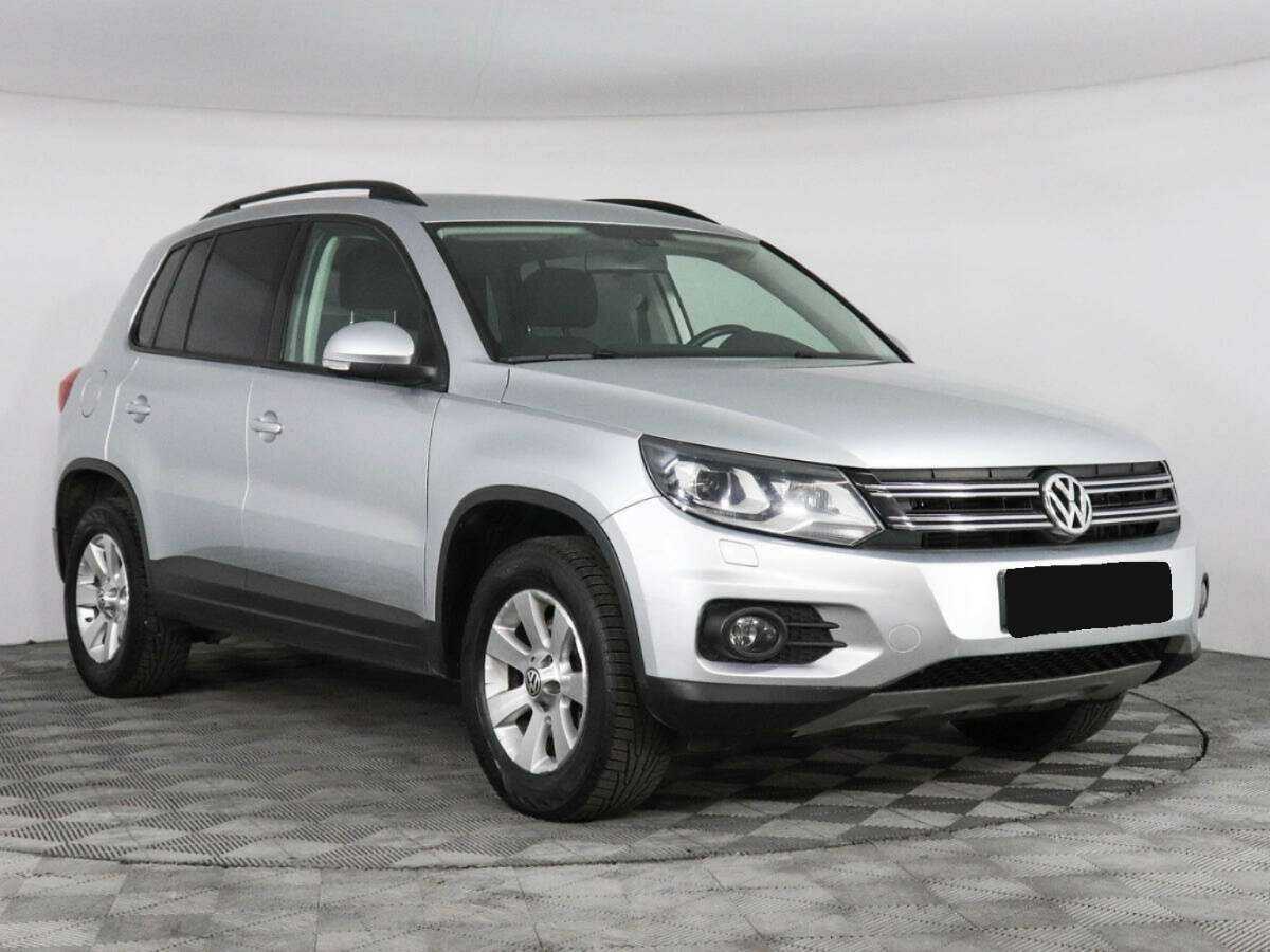 Volkswagen Tiguan б/у, 2012, Автоматическая. Фото: #2