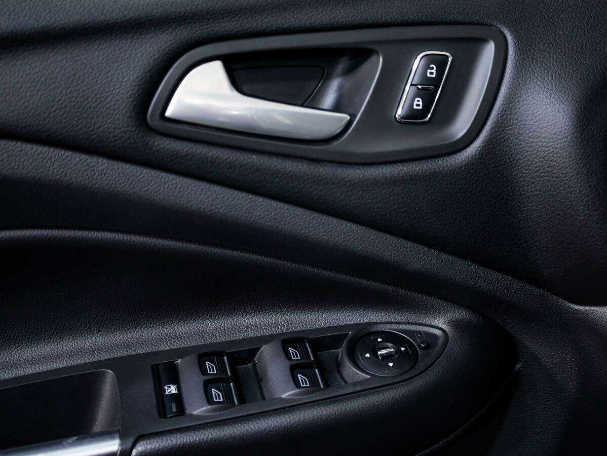 Ford Kuga б/у, 2013, Механическая. Фото: #12