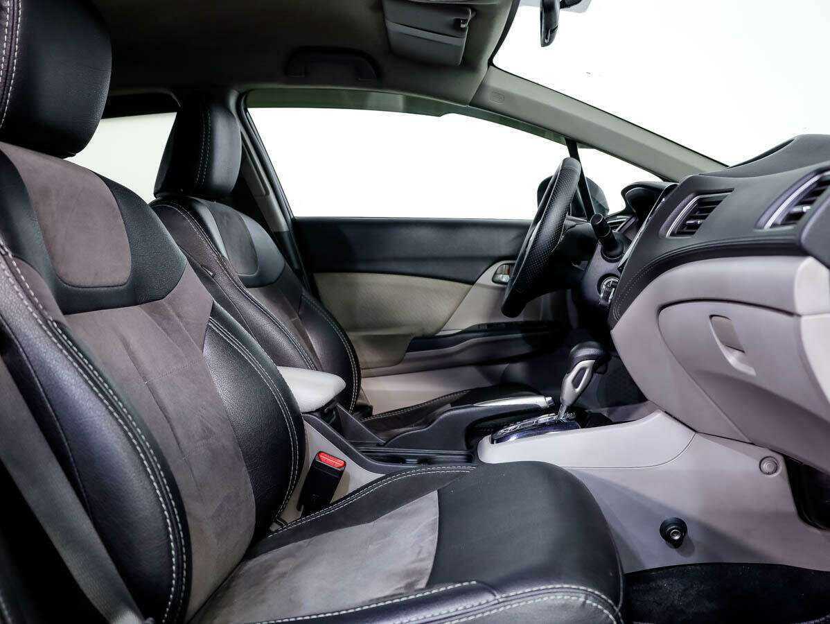 Honda Civic б/у, 2013, Автоматическая. Фото: #12