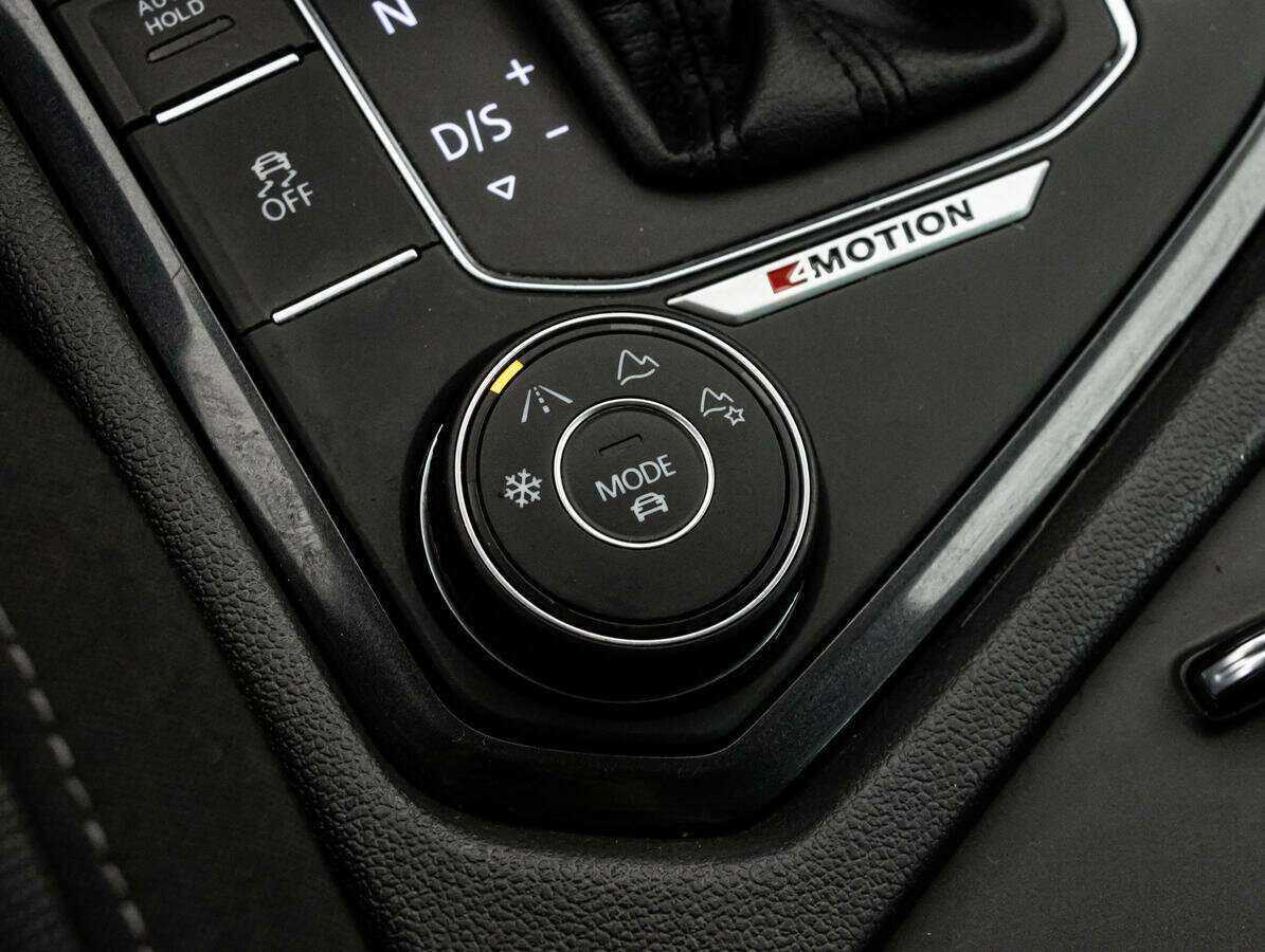 Фольксваген Тигуан б/у, 2017, Роботизированная. Фото: #16