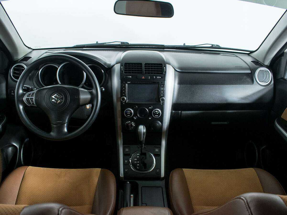 Suzuki Grand Vitara б/у, 2012, Автоматическая. Фото: #10